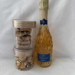 Elegant Moscato Sweet Wine & Gourmet Treats Gift Bundle